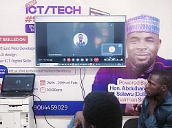 Ms. Bello Oluwapelumi and Sunkanmi Lateef joined us virtually to take teach Laws of UI/UX