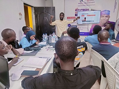Participants getting skilled in UI/UX Design